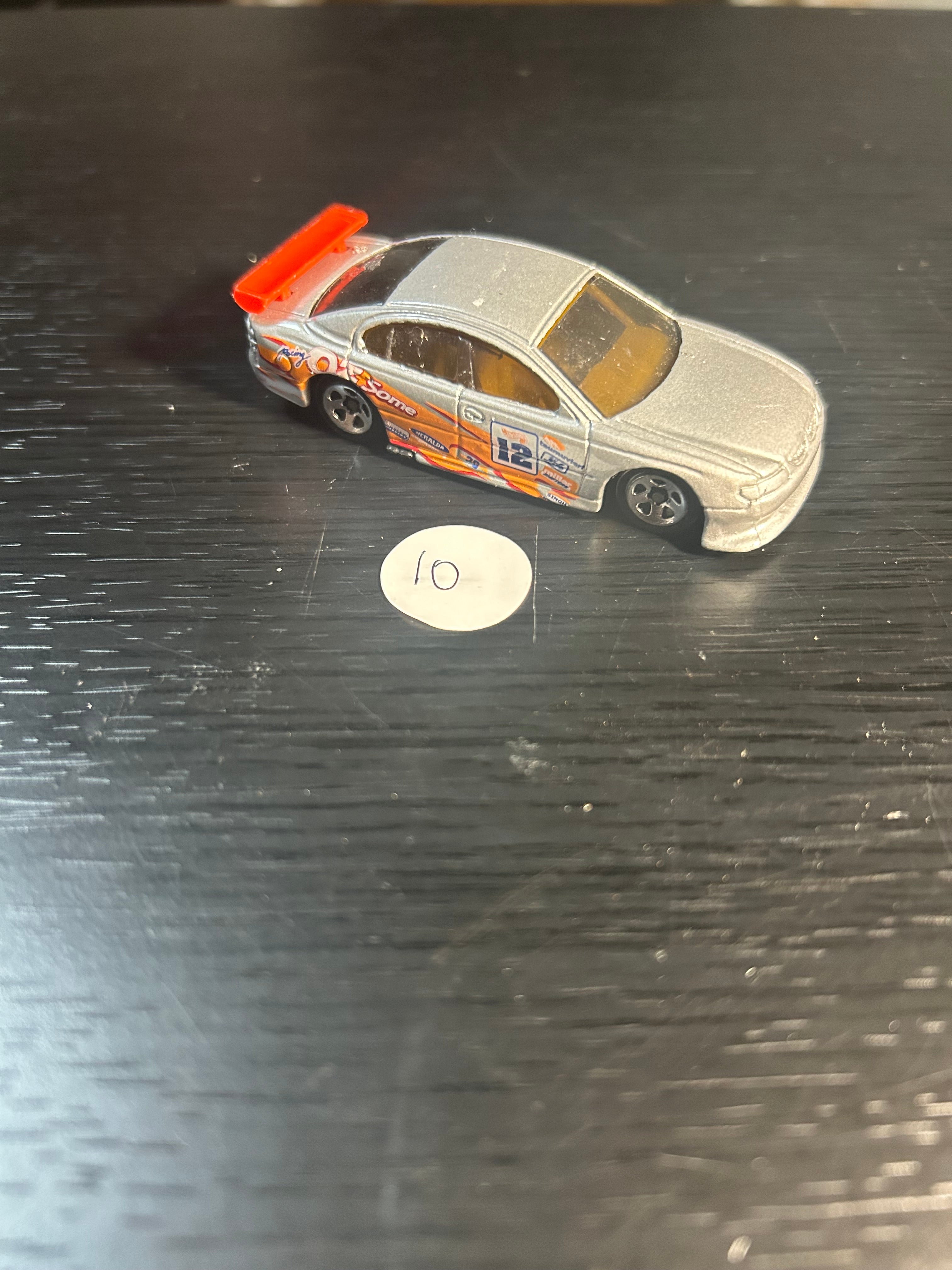 Toy Car Hot Wheels 2000-081 First Edition 21/36 Holden 1:64 Scale