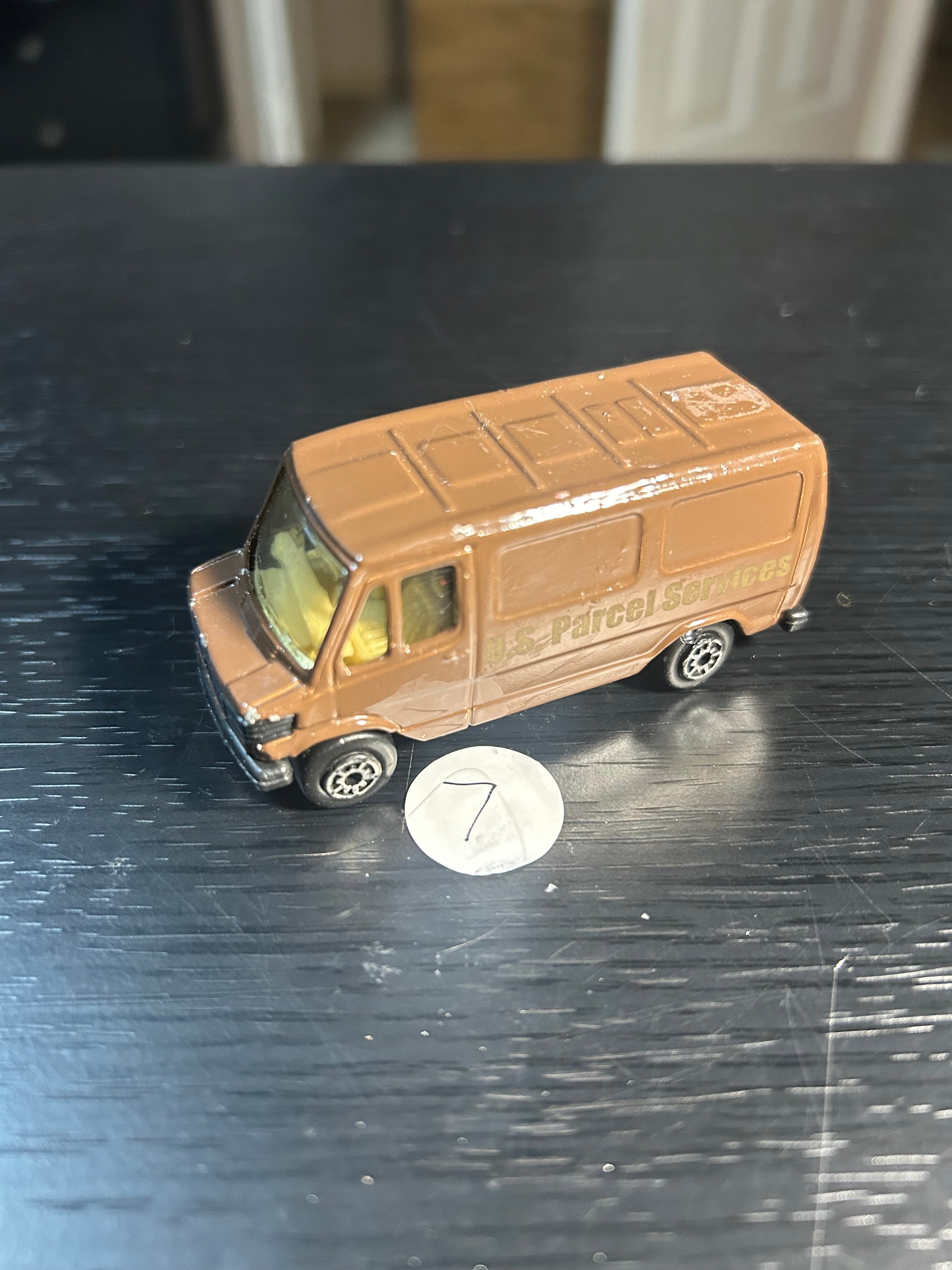Toy Car Vintage Maisto USPS U.S. Parcel Services Mercedes Delivery RH Drive Van Brown