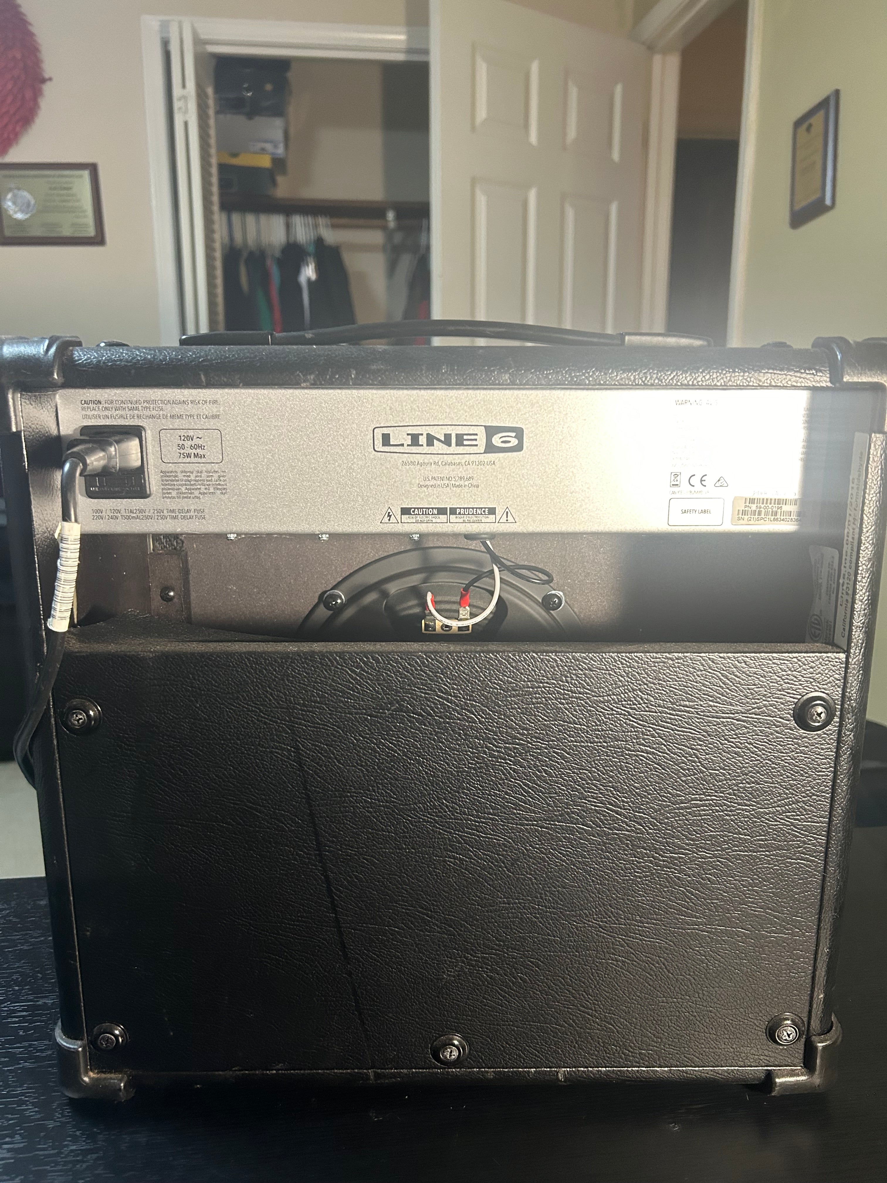 Electronics Line 6 Spider Classic 15 Guitar Combo Amp