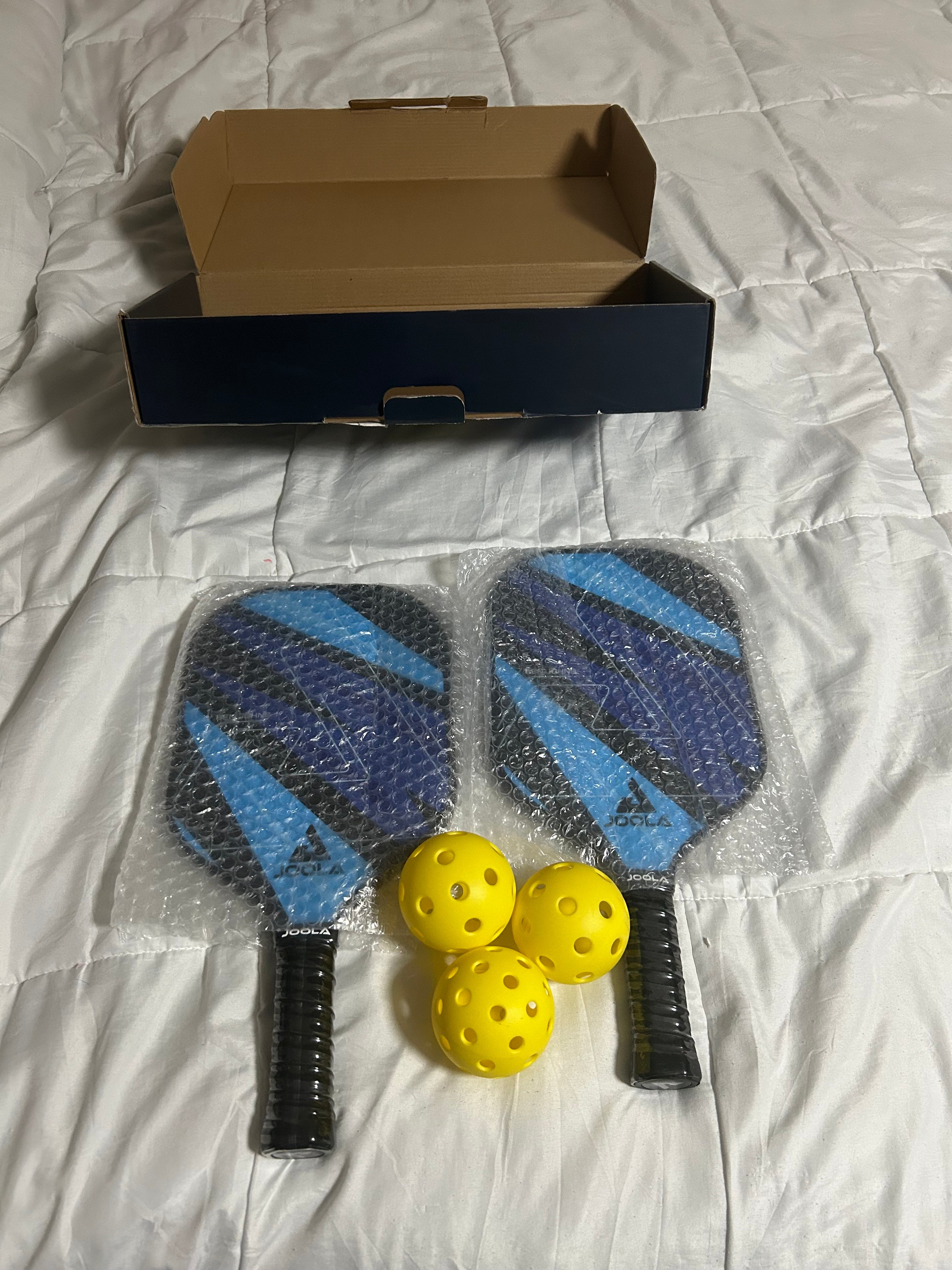 Sports JOOLA Essentials Pickleball Paddles With Reinforced Fiberglass Surface And Honeycomb Polypropylene Core Blue Lightning