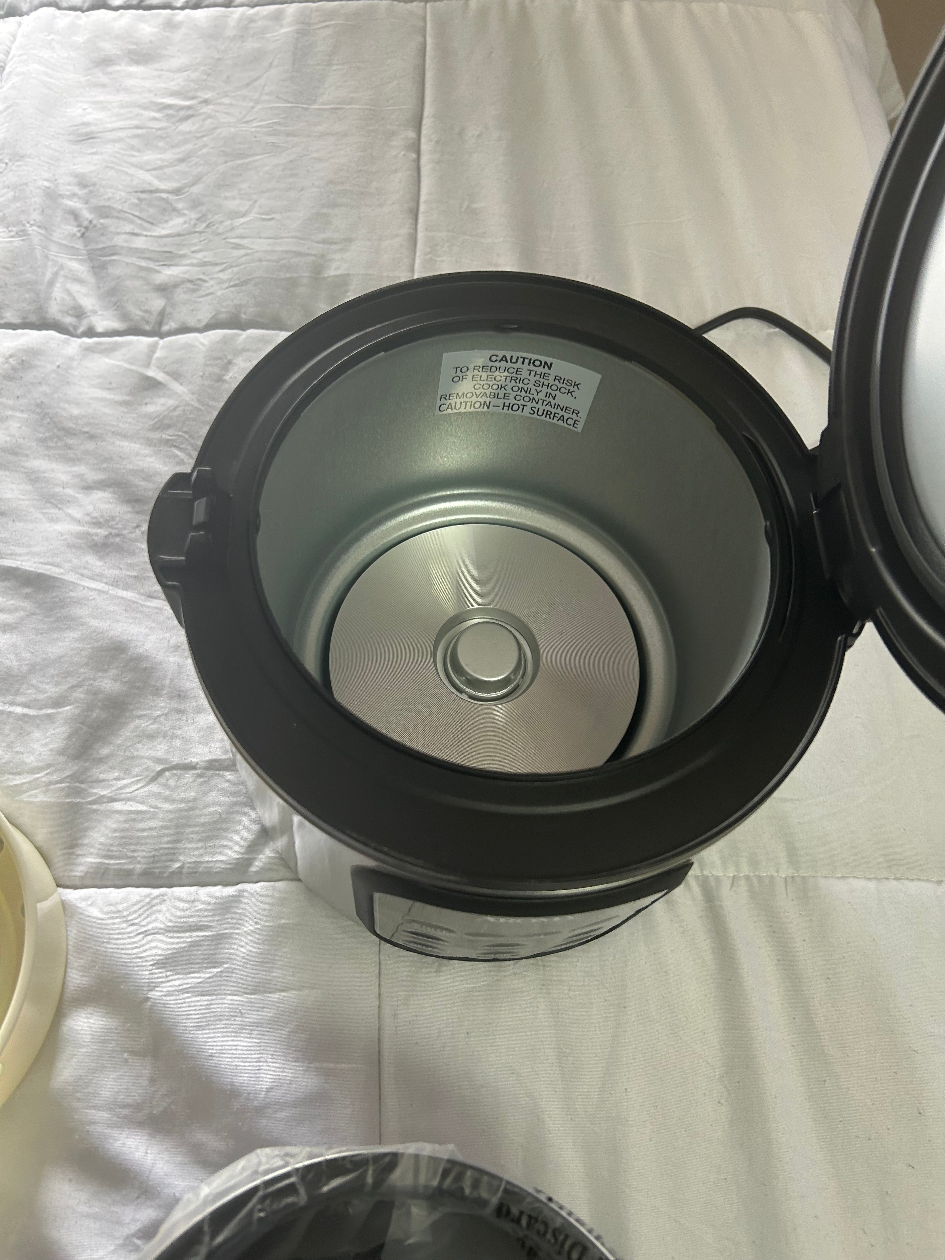 Electronics Aroma® 8-Cup (Cooked)/2Qt. Digital Rice & Grain Multicooker, Black, New, ARC-994SB