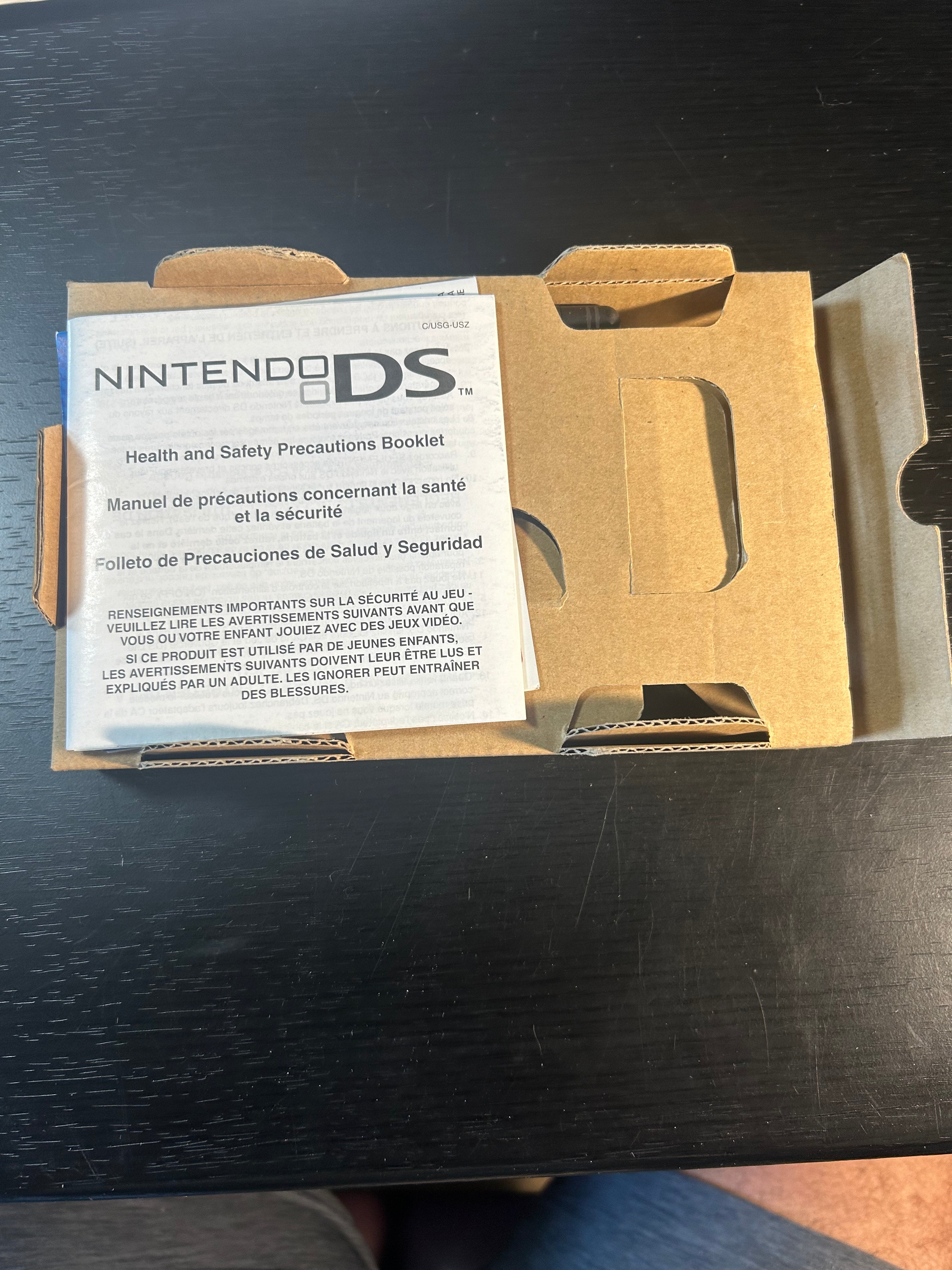 Nintendo DS Lite Onyx Black Complete in Box